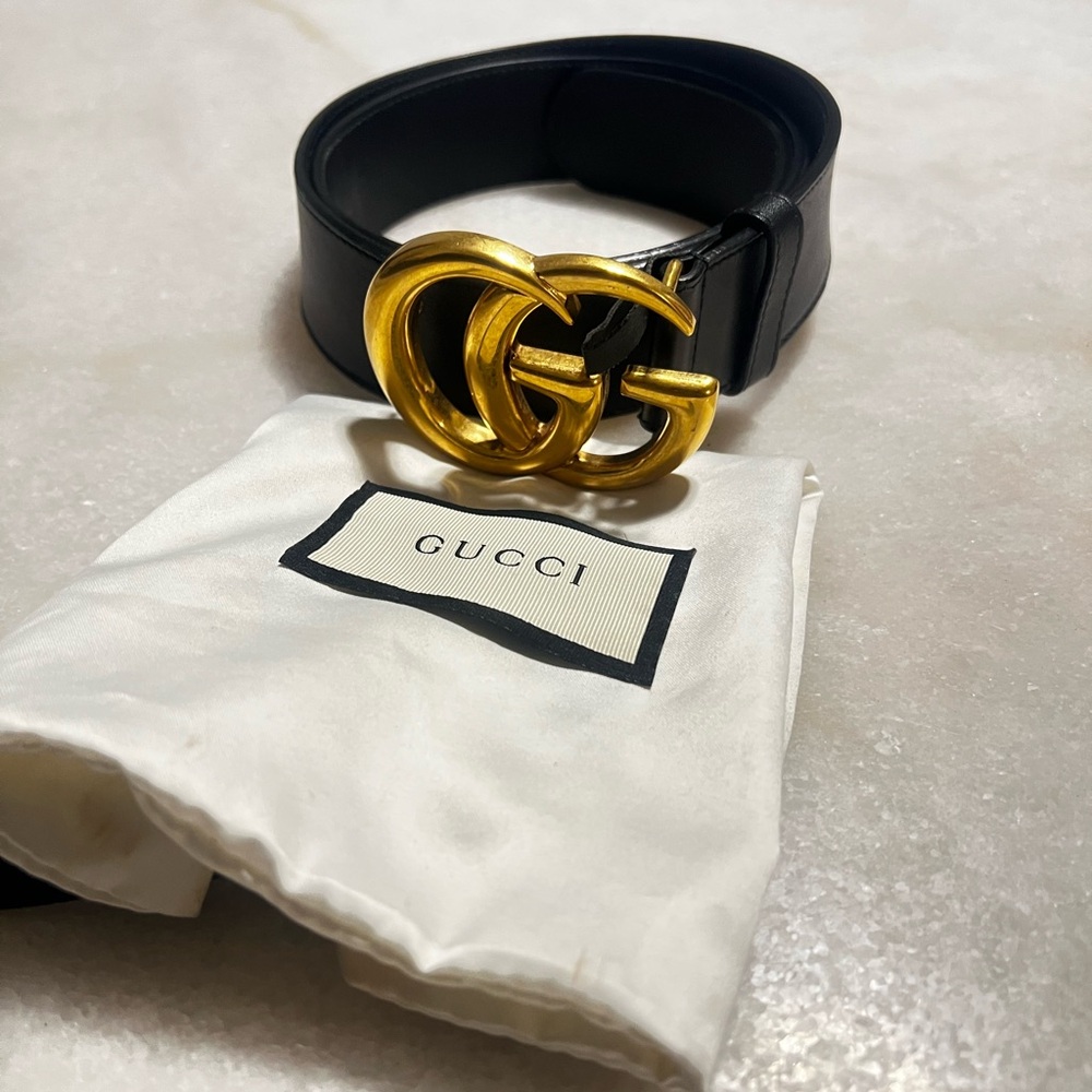 Gucci Black Belt with Gold Accent - Picture 5 of 5